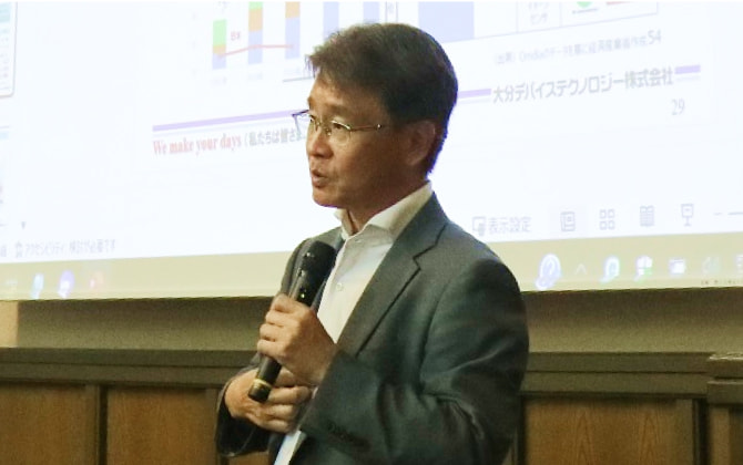 地域学校での講演