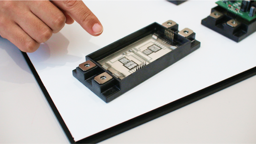 パワーモジュールの画像