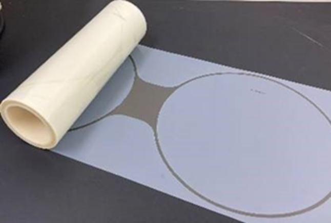 NCF(Non-Conductive Film：非導電性フィルム)　出所：レゾナック